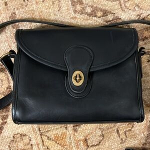 Vintage Coach 9908 Devon